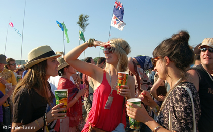 Festival girls